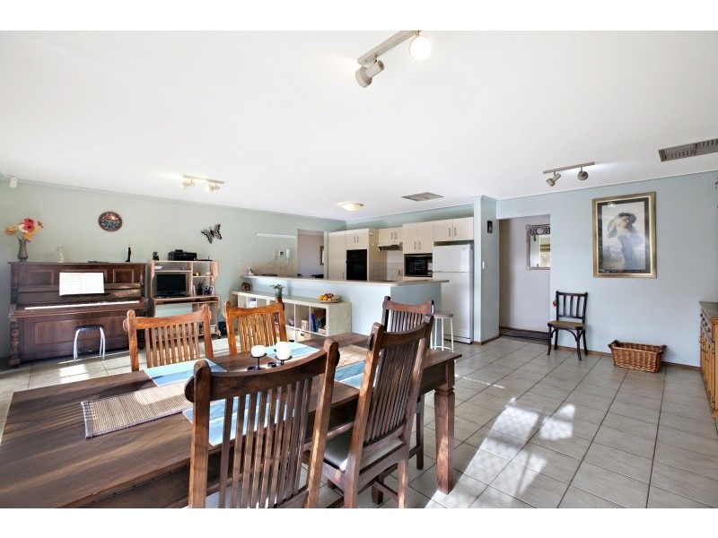 1 Patella Street, Seaford Rise SA 5169