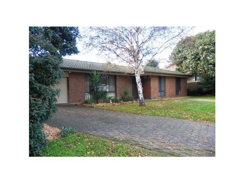 14 London Road, Aberfoyle Park SA 5159