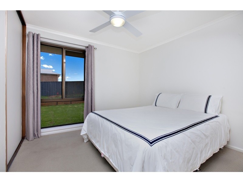 36 Lennard Drive, Moana SA 5169