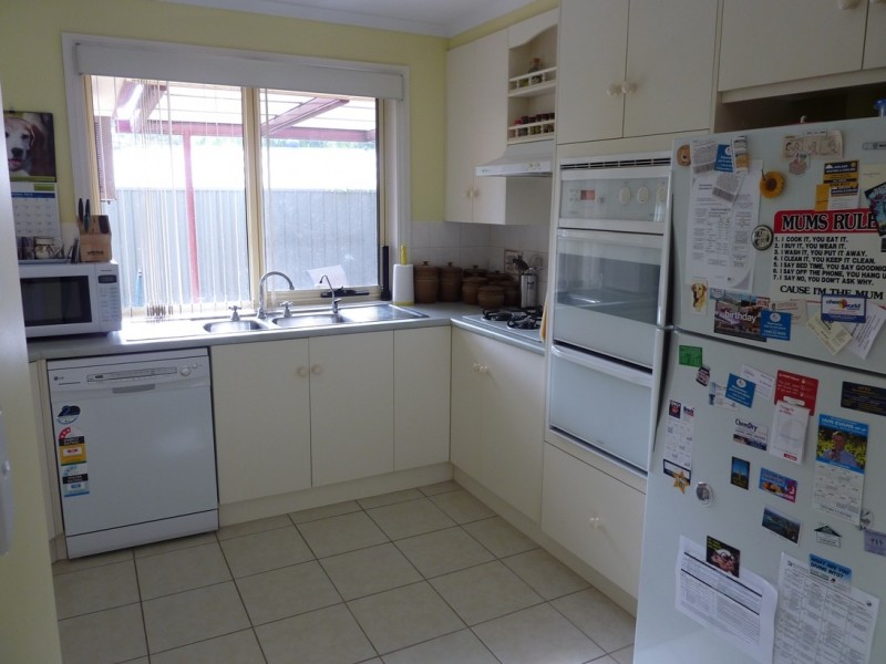 13 Lorikeet Grove, Flagstaff Hill SA 5159