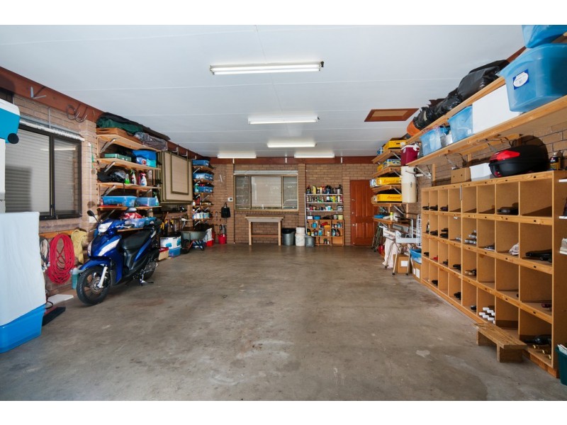 3 Sun Crescent, Happy Valley SA 5159