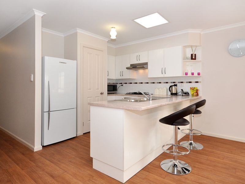 41 School Oval Drive, Christie Downs SA 5164