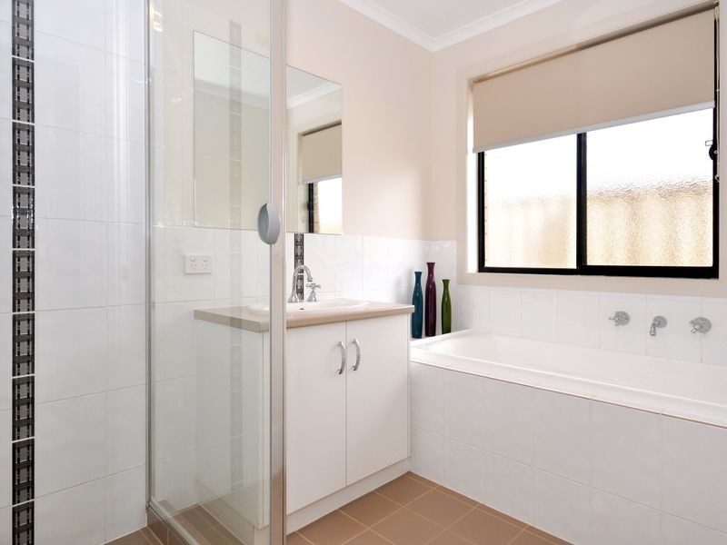 41 School Oval Drive, Christie Downs SA 5164