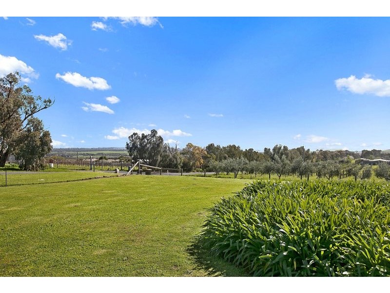6 Chaff Mill Road, Sellicks Hill SA 5174