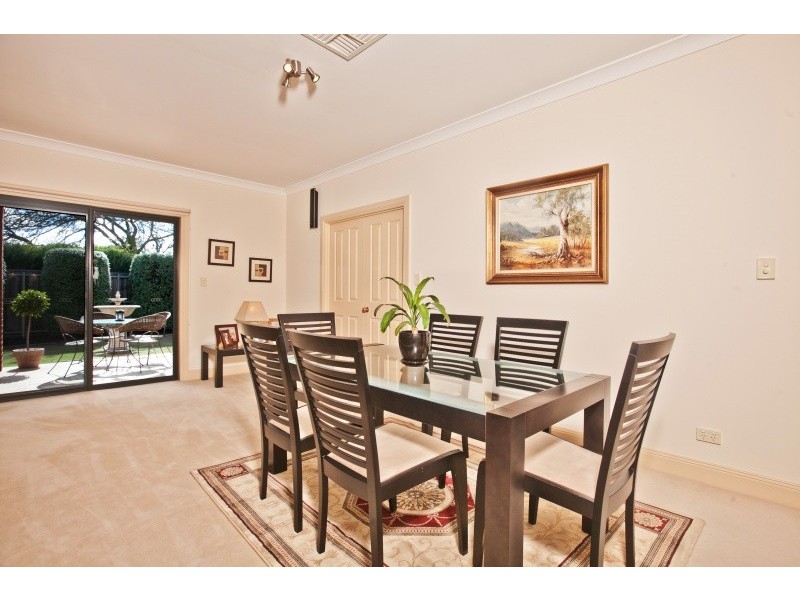 24 Pinnacle Crescent, Flagstaff Hill SA 5159