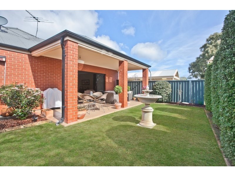 24 Pinnacle Crescent, Flagstaff Hill SA 5159