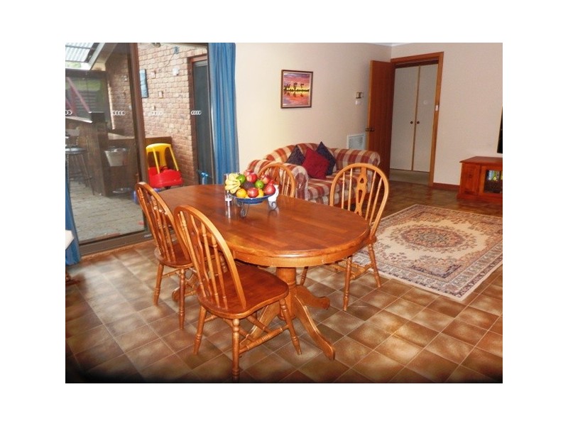 25 Banksia Road, Aberfoyle Park SA 5159