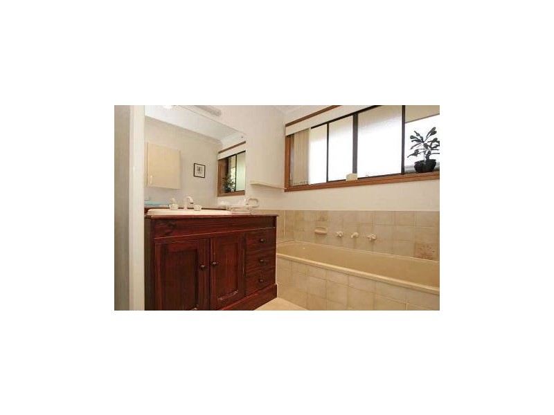 30 Torresan Crescent, Flagstaff Hill SA 5159