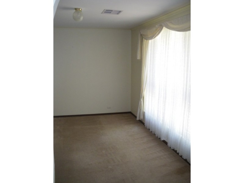 13 Dumphries Street, Flagstaff Hill SA 5159