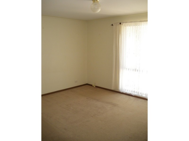 13 Dumphries Street, Flagstaff Hill SA 5159