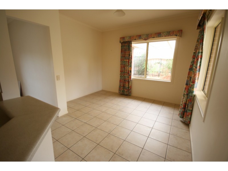 11 Amelio Walk, Flagstaff Hill SA 5159