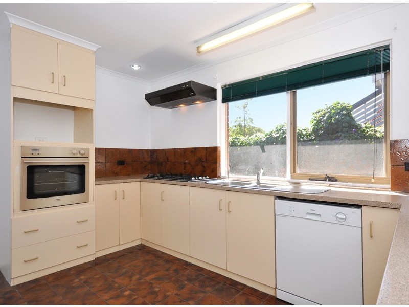 166 Black Road, Flagstaff Hill SA 5159