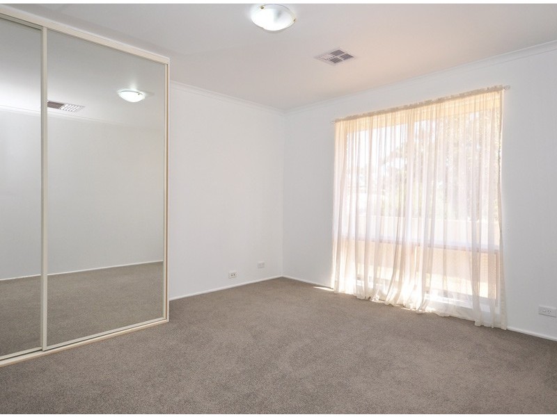 166 Black Road, Flagstaff Hill SA 5159