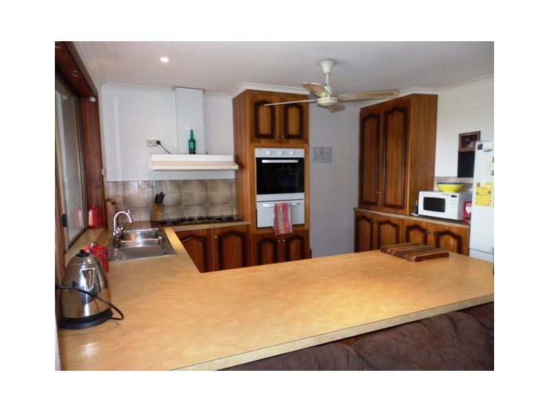 122 Windebanks Road, Happy Valley SA 5159