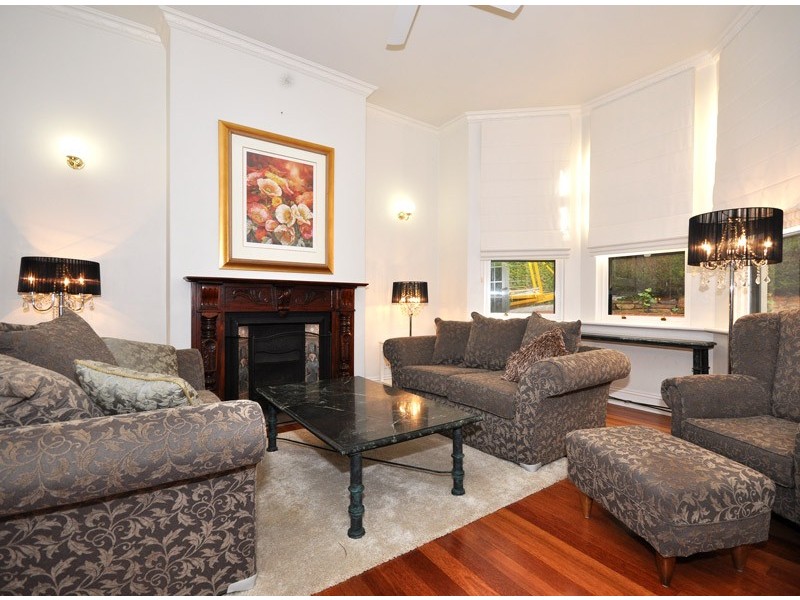 7 Goldfinch Place, Flagstaff Hill SA 5159