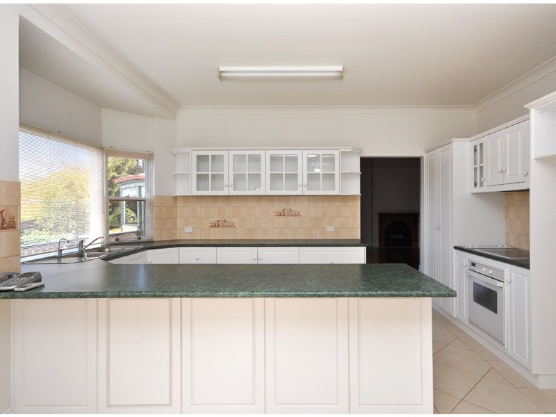 7 Goldfinch Place, Flagstaff Hill SA 5159