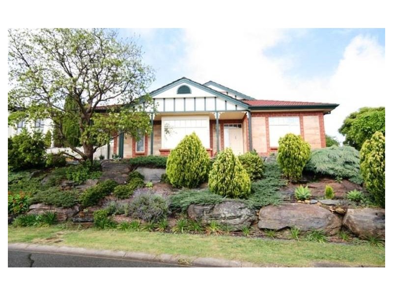 76 Glendale Avenue, Flagstaff Hill SA 5159
