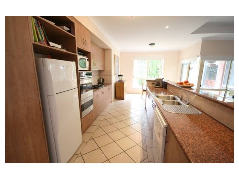 76 Glendale Avenue, Flagstaff Hill SA 5159