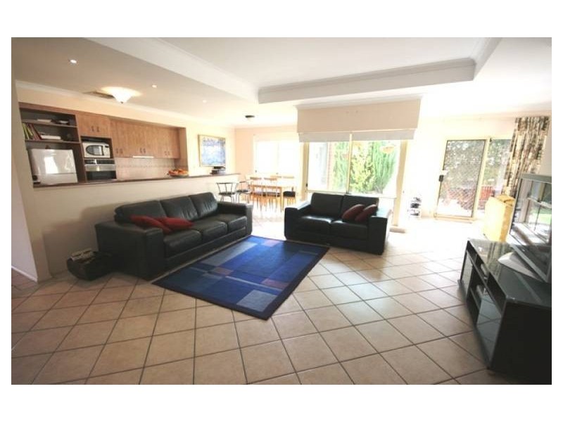 76 Glendale Avenue, Flagstaff Hill SA 5159