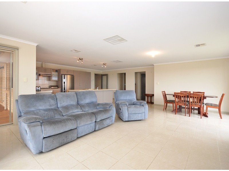 17 Tennyson Street, Seaford Rise SA 5169