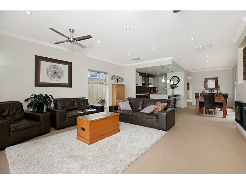 57 Scarborough Terrace, Dover Gardens SA 5048