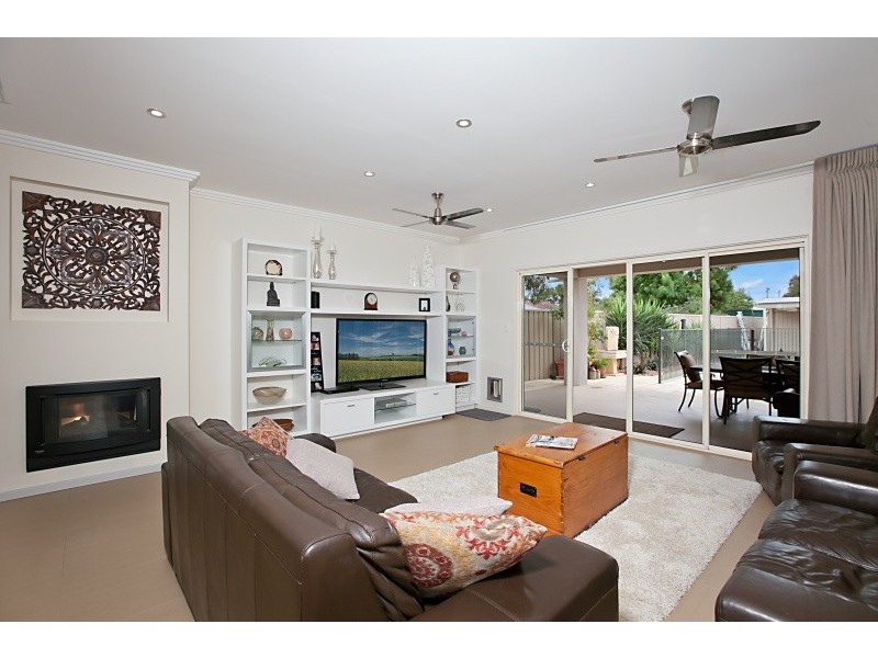 57 Scarborough Terrace, Dover Gardens SA 5048