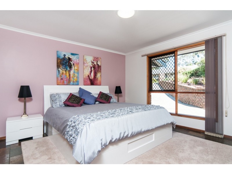 44 Vincent Boulevard, Flagstaff Hill SA 5159