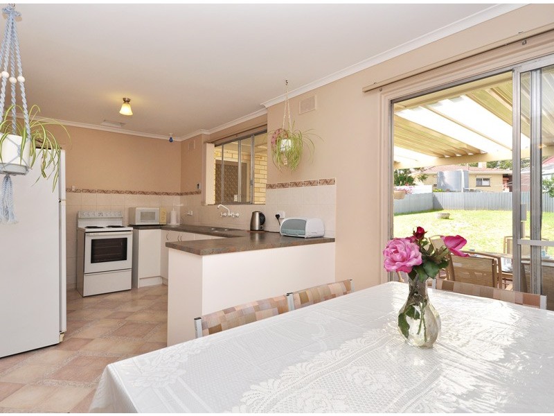 8 Meadow Way, Hackham West SA 5163