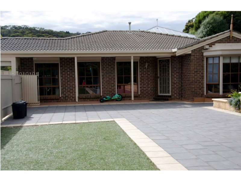 7 Rudge Close, Happy Valley SA 5159