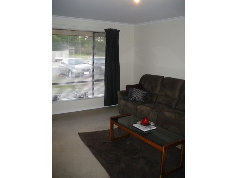 11 Bateman Street, Strathalbyn SA 5255