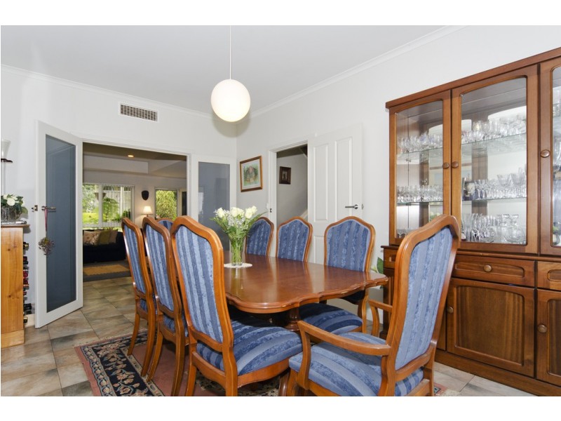 3 Admella Court, Hallett Cove SA 5158