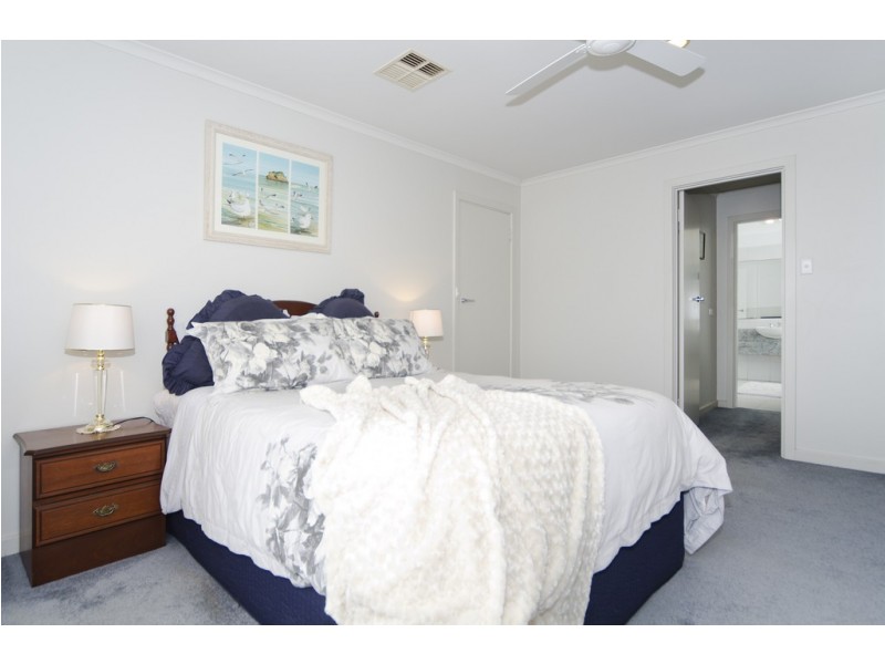 3 Admella Court, Hallett Cove SA 5158