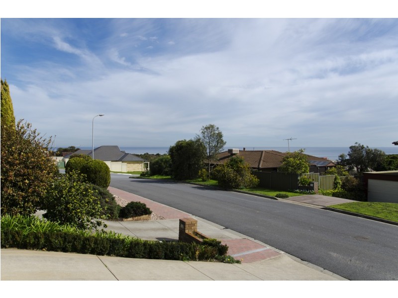 3 Admella Court, Hallett Cove SA 5158