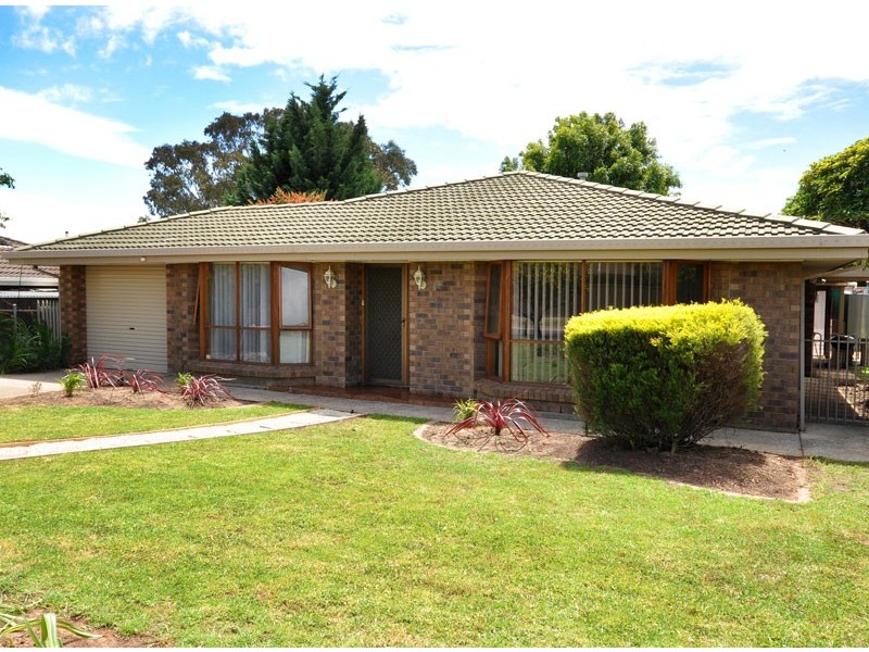 15 Grace Court, Morphett Vale SA 5162