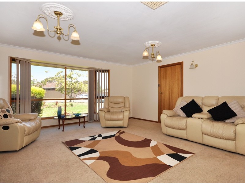 15 Grace Court, Morphett Vale SA 5162