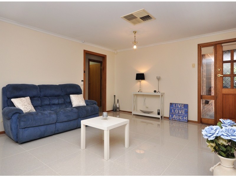 15 Grace Court, Morphett Vale SA 5162