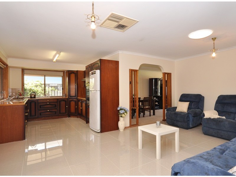 15 Grace Court, Morphett Vale SA 5162