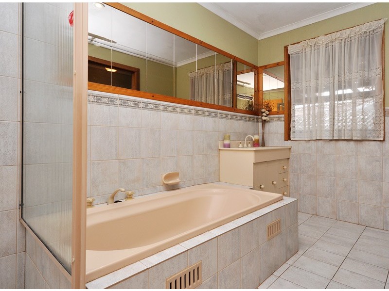 15 Grace Court, Morphett Vale SA 5162