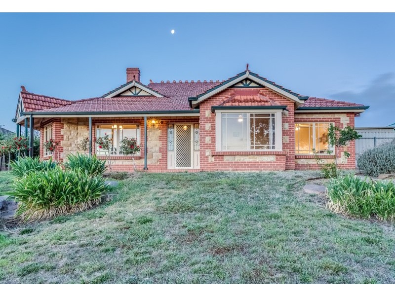 3 Ironbark Avenue, Flagstaff Hill SA 5159
