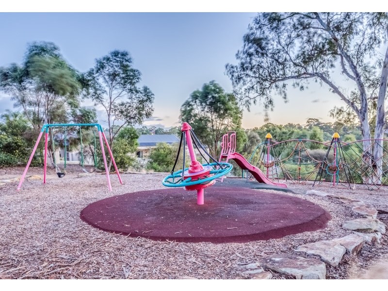 3 Ironbark Avenue, Flagstaff Hill SA 5159