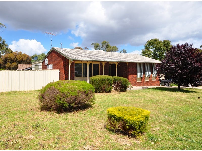 2 Finland Court, Hackham West SA 5163