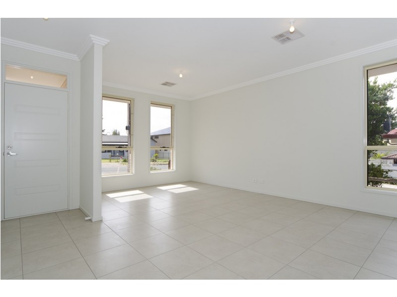9 Clement Terrace, Christies Beach SA 5165