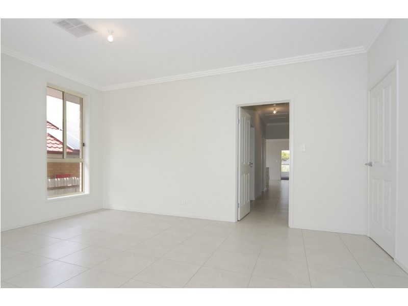 9 Clement Terrace, Christies Beach SA 5165