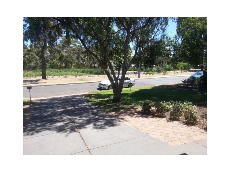 25 Marston Drive, Morphett Vale SA 5162