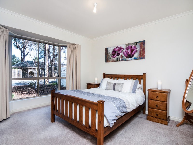 18 Vienna Avenue, Aberfoyle Park SA 5159