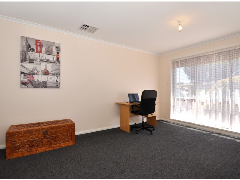 3 Bendigo Close, Trott Park SA 5158