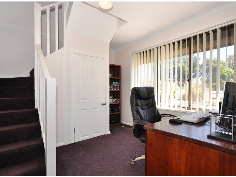 3 Bendigo Close, Trott Park SA 5158