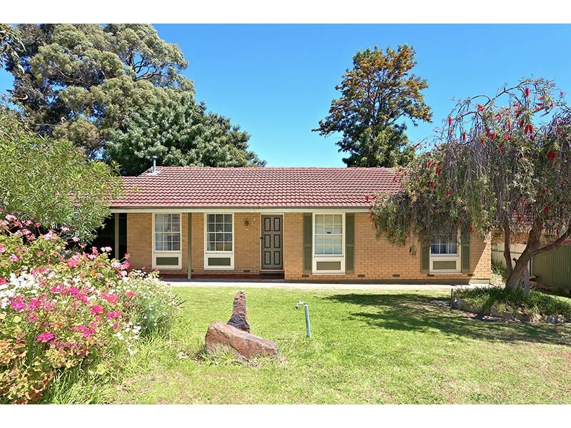 24 Hurley Grove, Hackham SA 5163