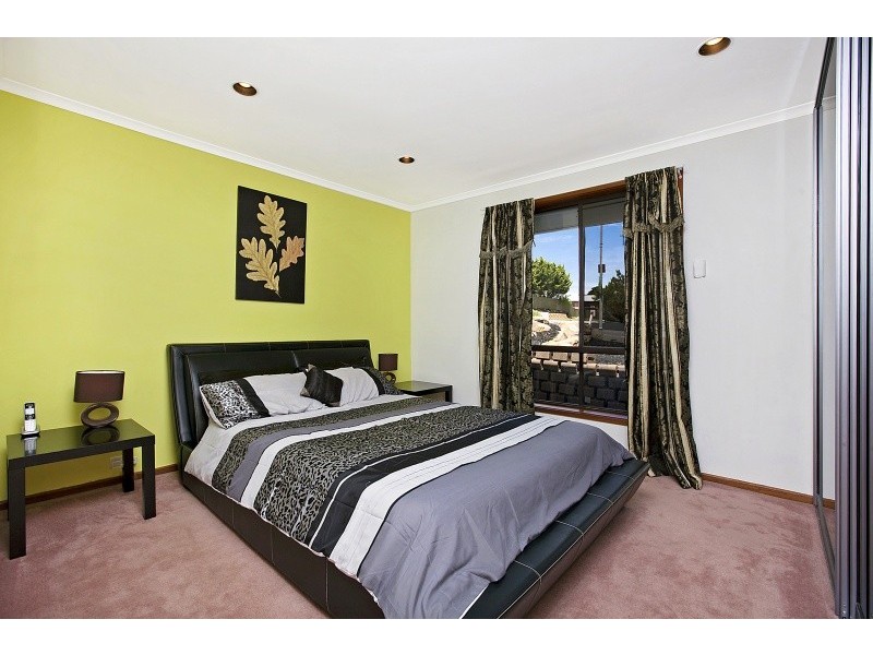 90 Lander Road, Trott Park SA 5158