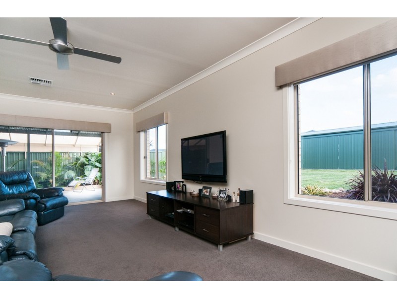 16 Spring Crescent, Mclaren Flat SA 5171